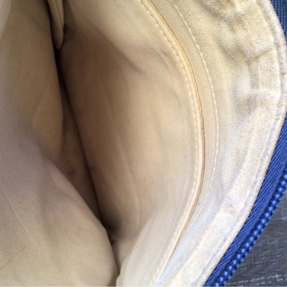 ❌️SOLD❌️ Michael Kors Neon Blue Neoprene Messenger Crossbody Bag - Picture 10 of 12